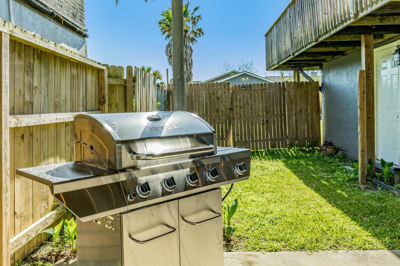 Peaceful Hideaway Villa Galveston Exterior photo
