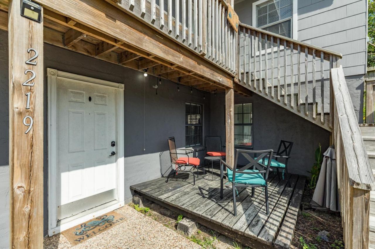 Peaceful Hideaway Villa Galveston Exterior photo